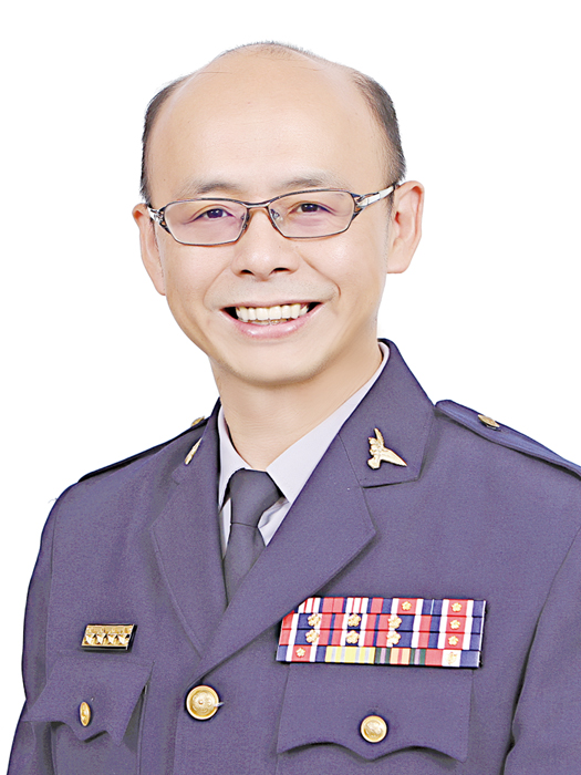 Director of Taitung Precinct Li Yi-Jie